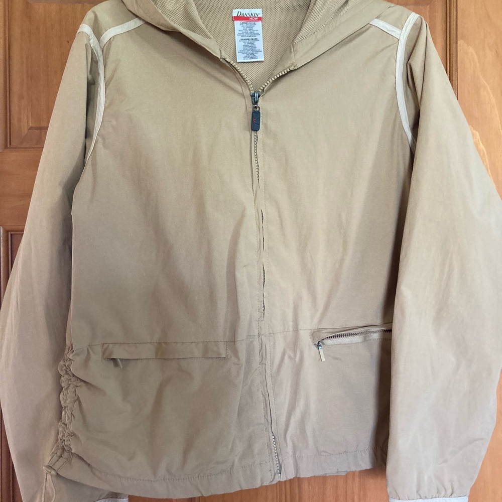 Danskin Beige Hooded Sweatshirt Mid to Early 2000’s.
